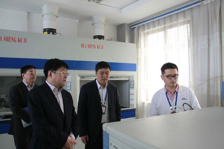 乳山市委書記高書良到海利爾調(diào)研