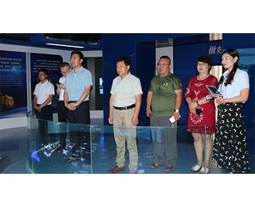 銀川市投資促進(jìn)局、山東濰坊商會(huì)領(lǐng)導(dǎo)一行來(lái)集團(tuán)參觀訪(fǎng)問(wèn)